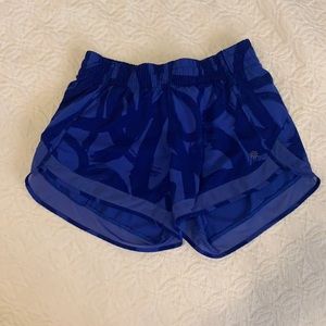 ATHLETA women’s printed mesh racer run shorts